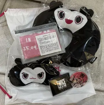 업그레이드 굿즈 TWICE 도쿄돔