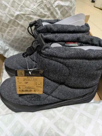 THE NORTH FACE NF52273 블랙 부츠