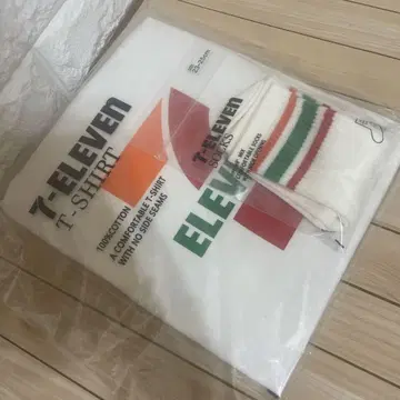 세븐일레븐 T셔츠 양말 세트
