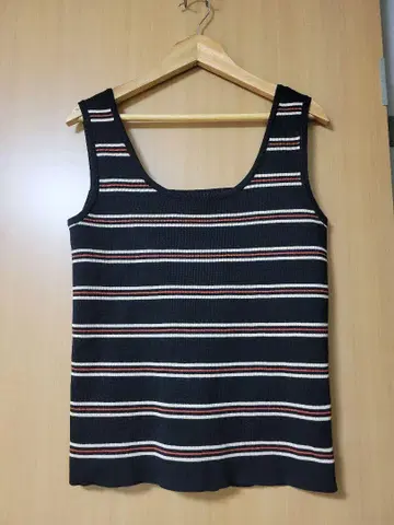 Java 탱크탑과 풀오버 세트