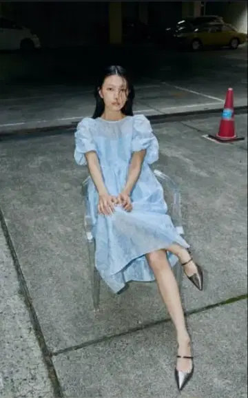버블 슬리브 자카드 드레스