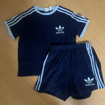 adidas 네이비 셋업 S 사이즈