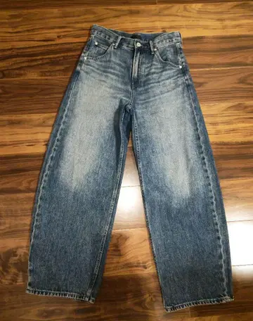 UNIQLO 배기 커브 청바지 숏 기장 24인치 67BLUE