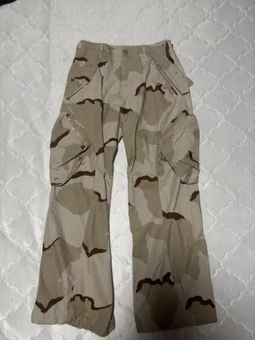 NVRFRGT 25ss 3D TWISTED CARGO PANTS