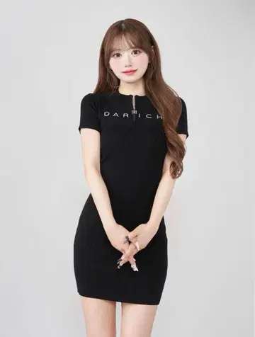 Darich 하프 지퍼 리브 니트 미니 원피스