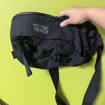 MYSTERY RANCH 바디백 블랙