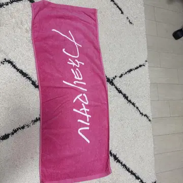 카네요리마사루 로고 핑크 타월