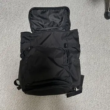 블랙 백팩 28L