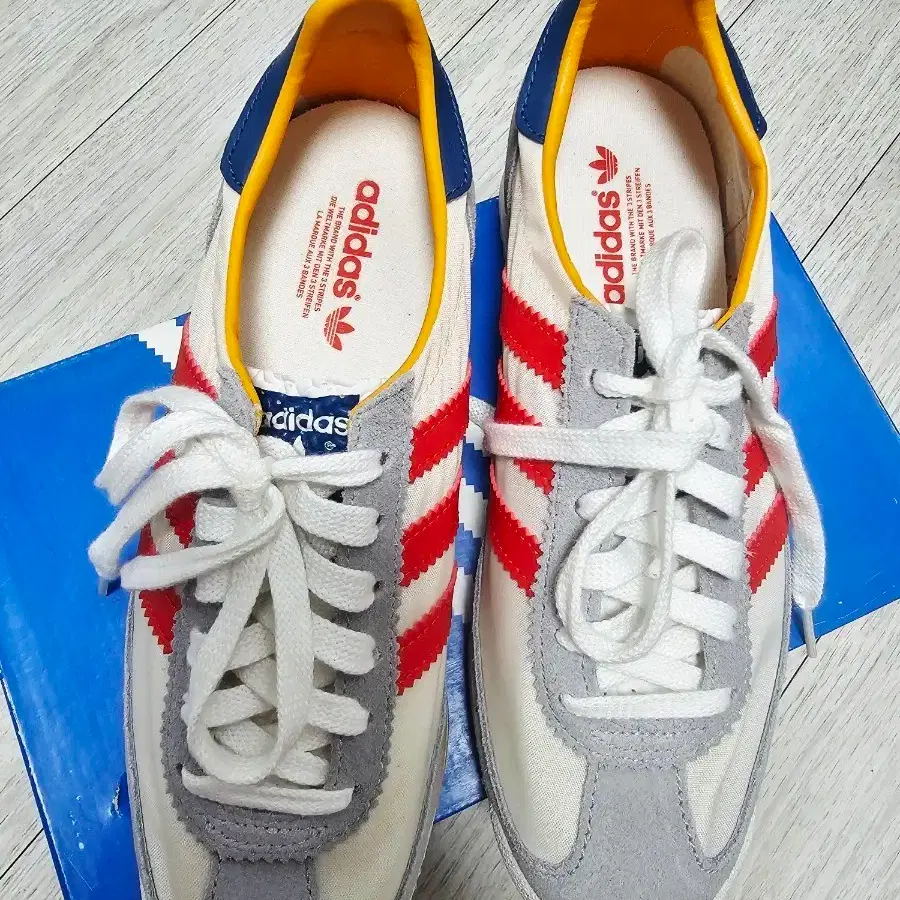 아디다스 SL72 운동화