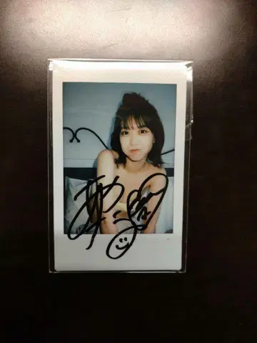 시노자키 아야나 ( 전 AKB48 ) 친필 사인 폴라로이드