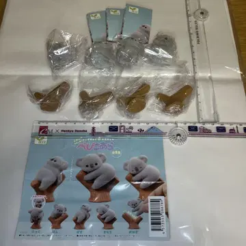 가챠 아기 코알라 4종 세트입니다.