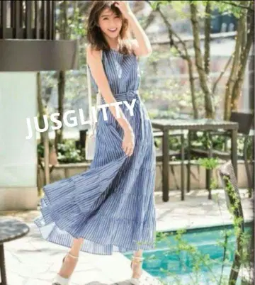 JUSGLITTY 스트라이프 슬리브리스 롱 원피스 사이즈 1