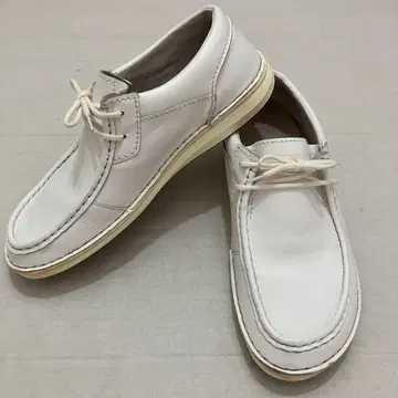 새상품급 버켄스탁 파사데나 41 26.5cm 화이트 가죽