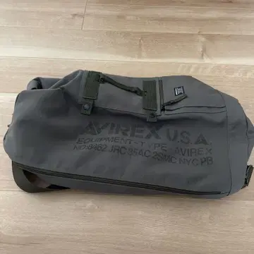 AVIREX 봉삭 백 카키