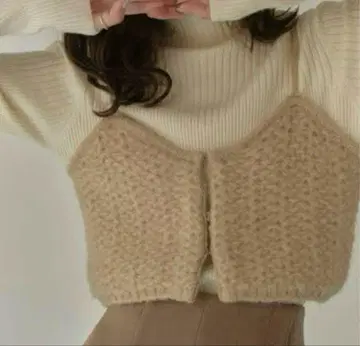 새상품급 Eaphi warm knit bustier 베이지