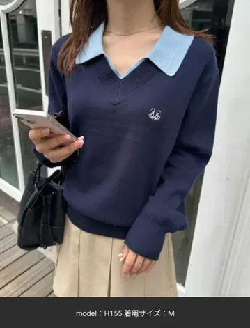택 포함 미사용 새상품 원포인트 자수 레이어드 카라 부착 폴로 니트
