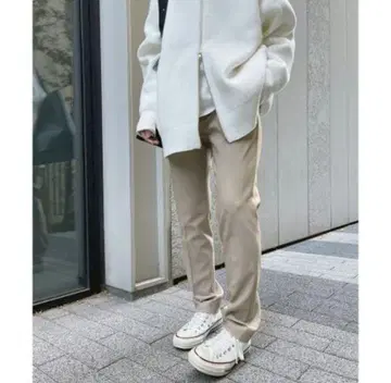 Spick&Span 속기모 슬림 스트레이트 팬츠 베이지