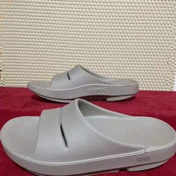 Oofos 우아 EU39 사이즈 베이지