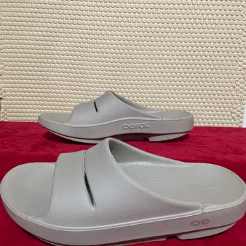 Oofos 우아 EU39 사이즈 베이지