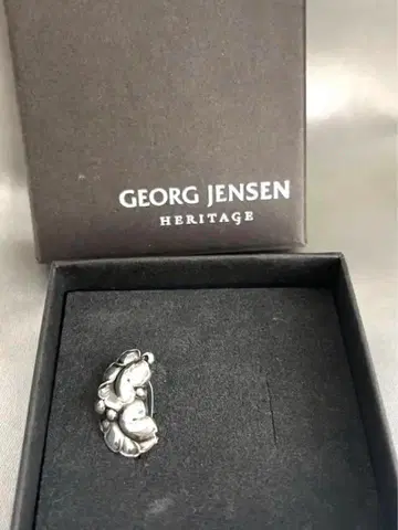 [ 새상품급 ] 조지 젠슨 그레이프 리프 귀찌 SV925 한쪽만