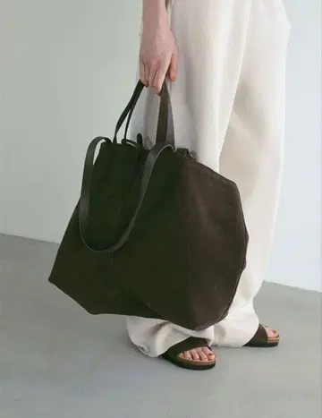 ETRE TOKYO 스웨이드 빅 토트백(BROWN)