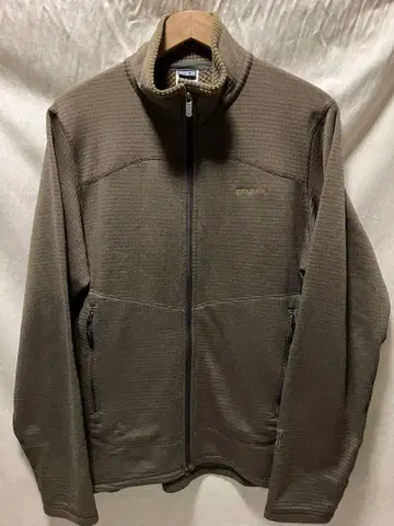 새상품급 patagonia R1 자켓 M 플리스 자켓 폴라테크