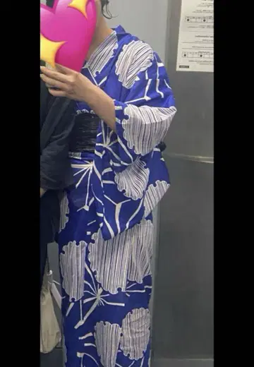 파랑과 화이트 꽃무늬 면 유카타 오비 세트