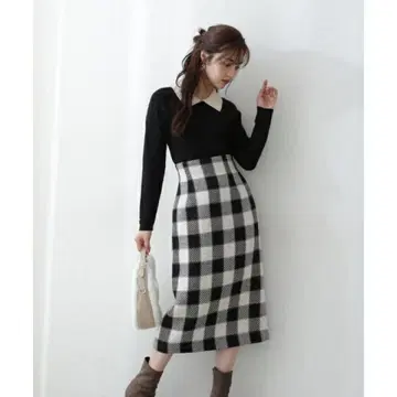 PROPORTION BODY DRESSING 깅엄 트위드 타이트 스커트