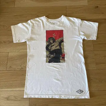 XLARGE 아트 프린트 T셔츠 S사이즈