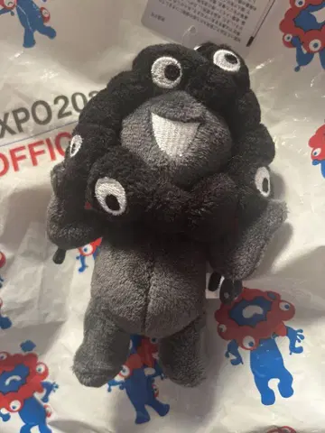 블랙 미야쿠미야쿠 카라비너 포함 마스코트 블랙 봉제 인형 키링