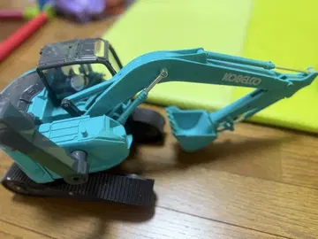 KOBELCO 굴착기 작업자 피규어 포함