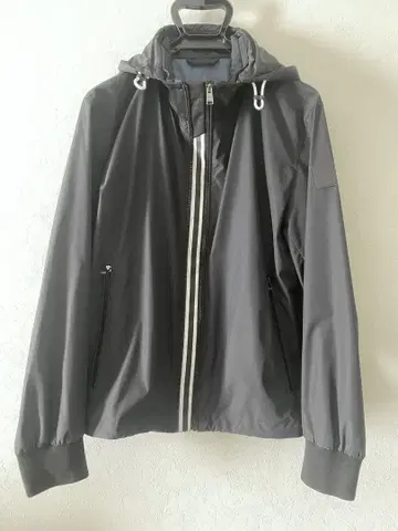 HUGO BOSS 나일론 점퍼