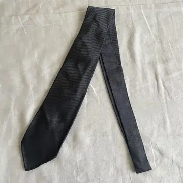 프랑코 미누치 세테피에게 넥타이 그레이