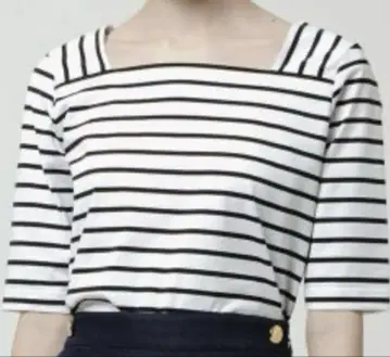 보더 스퀘어 넥 반팔 T셔츠 02(M) 14,300엔