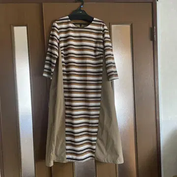 미사용 새상품 히로코비스 원피스 13호