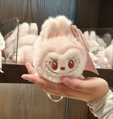 베이징 팝랜드 한정판 labubu mokoko 어깨 봉제 인형