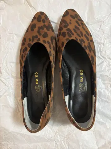 cava 레오파드 무늬 펌프스 23.5cm