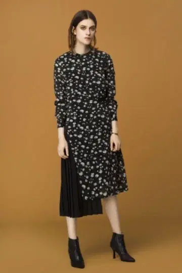 CLANE CLASSY FLOWER 원피스 사이즈 2