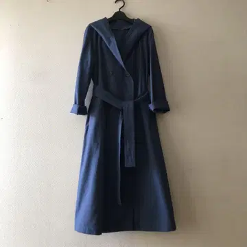 K.T 블루 트렌치코트