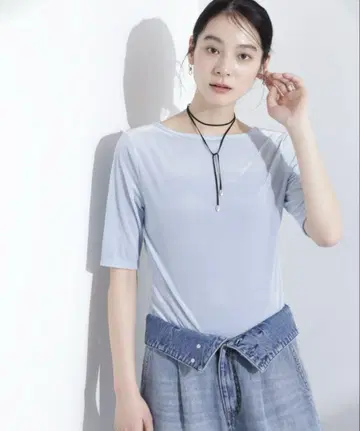 시어 벨로아 백 오픈 5부 소매 T셔츠