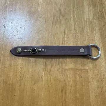 리얼 맥코이 스터드 키링