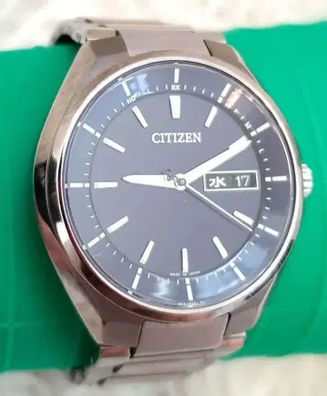 새상품급 CITIZEN 아테사 에코 드라이브 손목시계 AT6050-54L