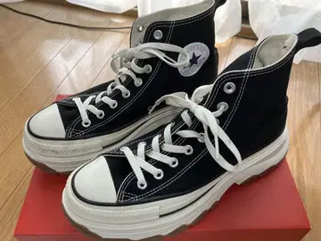 Converse 블랙 하이컷 스니커즈