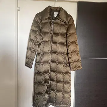 Vert Dense 올리브 롱 다운 자켓
