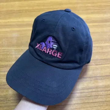 X-LARGE 캡