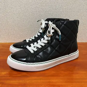 새상품급 츠모리치사토 워크 블랙 23.5cm 퀼팅