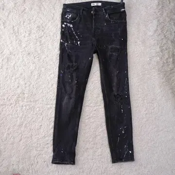 ZARA 블랙 페인트 가공 청바지