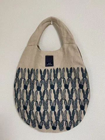 미나 페르호넨 pomppia egg bag
