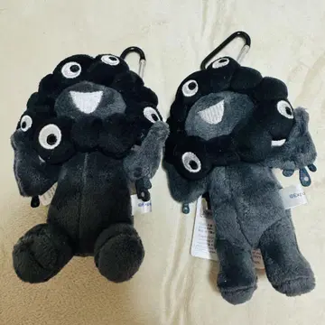 만박 블랙 미야쿠미야쿠 마스코트 서 있는 모습 앉아 있는 모습