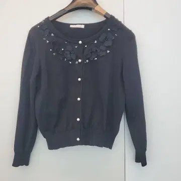 Aveniretoile 블랙 가디건